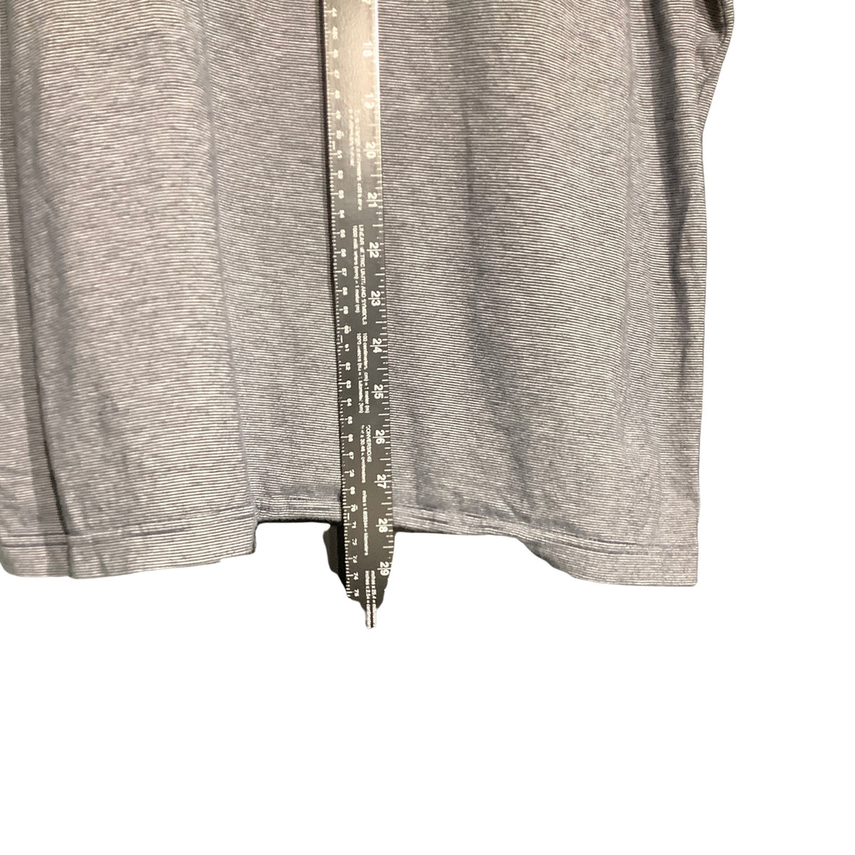 Tommy Bahama Men’s XL Microstriped Crewneck T-Shirt — Preppy, Classic, Casual