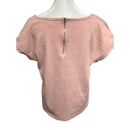 Rose + Olive Peach Short Sleeve Top, Size M - Minimalist, Casual, Versatile