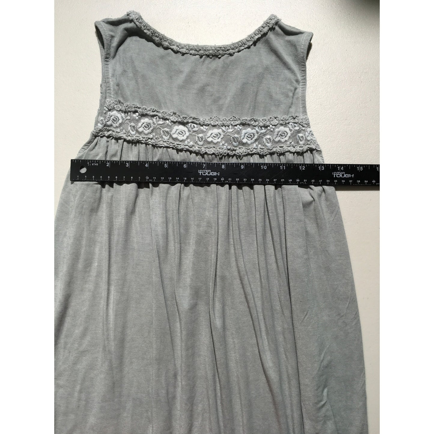POL Light Gray Sleeveless Top Size S - Boho, Cottagecore, Feminine