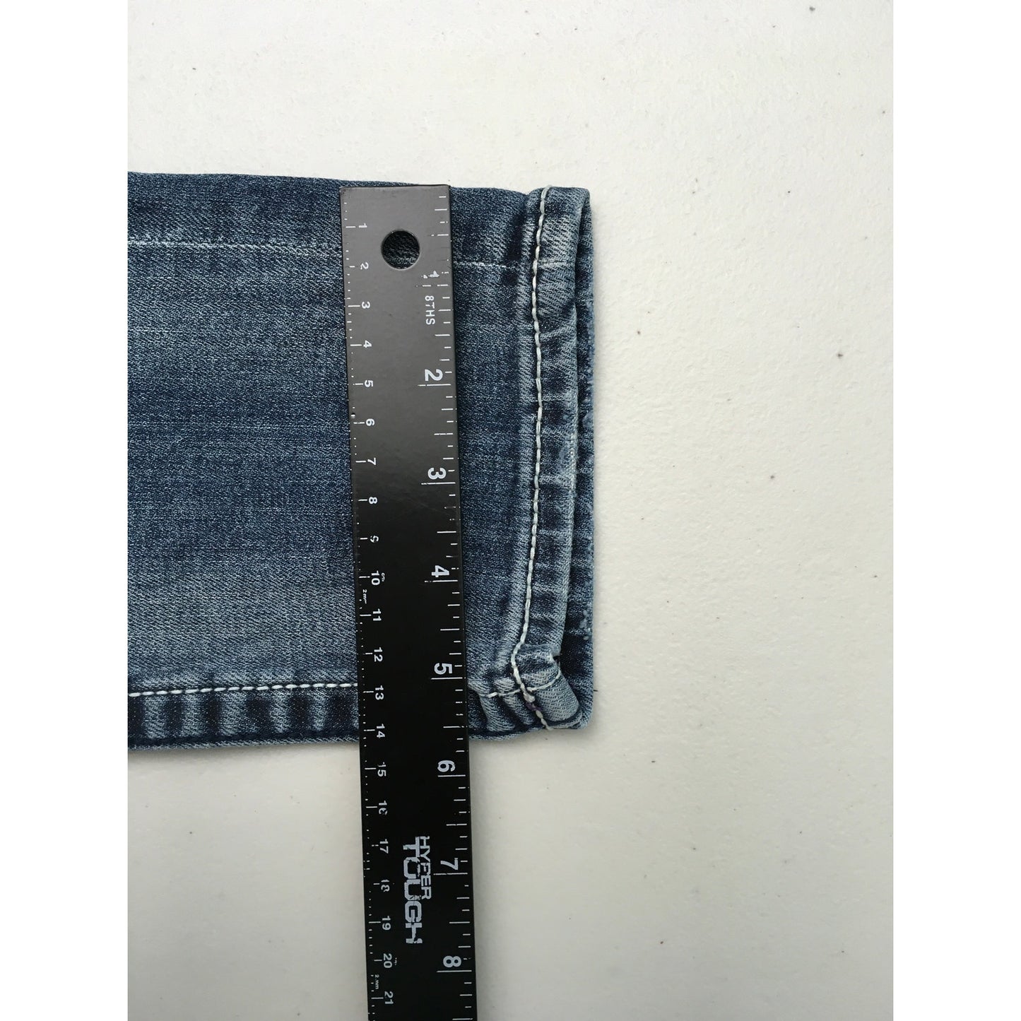 VIGOSS New York Capri Jeans Size 27W 21L- Y2K, Glam, Streetwear