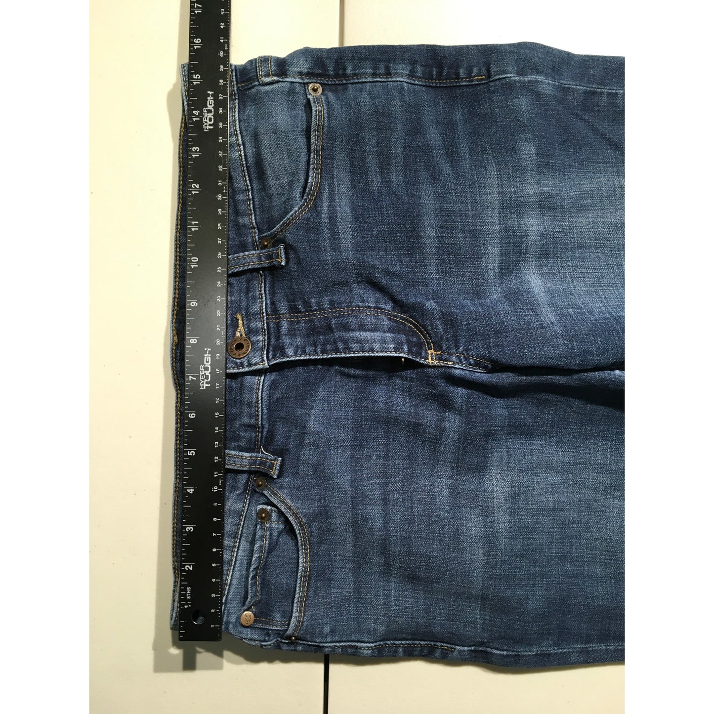 Lucky Brand Sweet Straight Jeans Size 10/30 – Classic, Casual, Minimalist