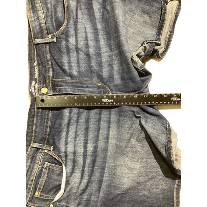 Levi’s Dark Denim Modern Shorts Blue Women’s 24W — Stretch, Classic, Casual