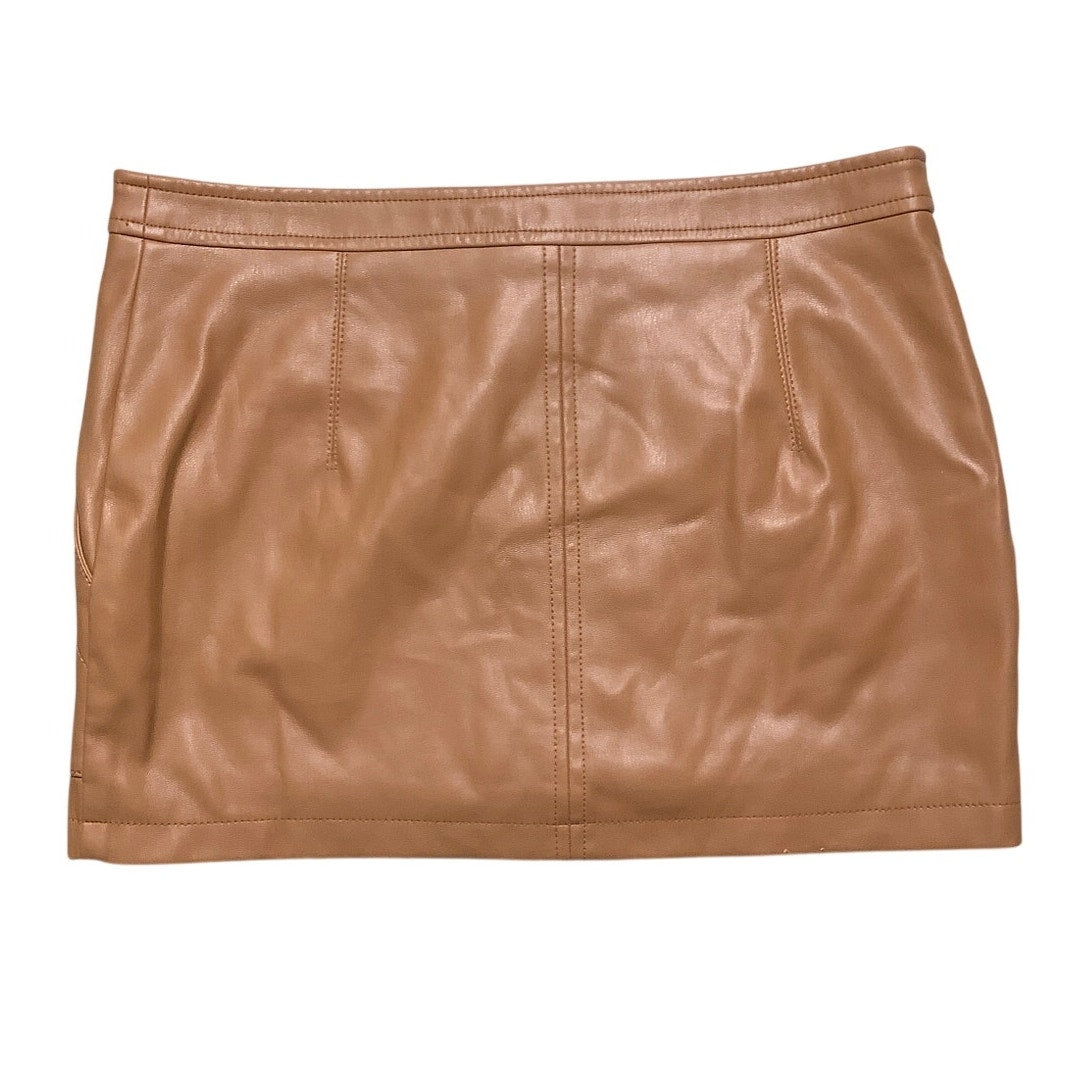 Free People Leather Zip Up Mini Skirt Women’s Size 6 — Edgy, Night Out, Trendy