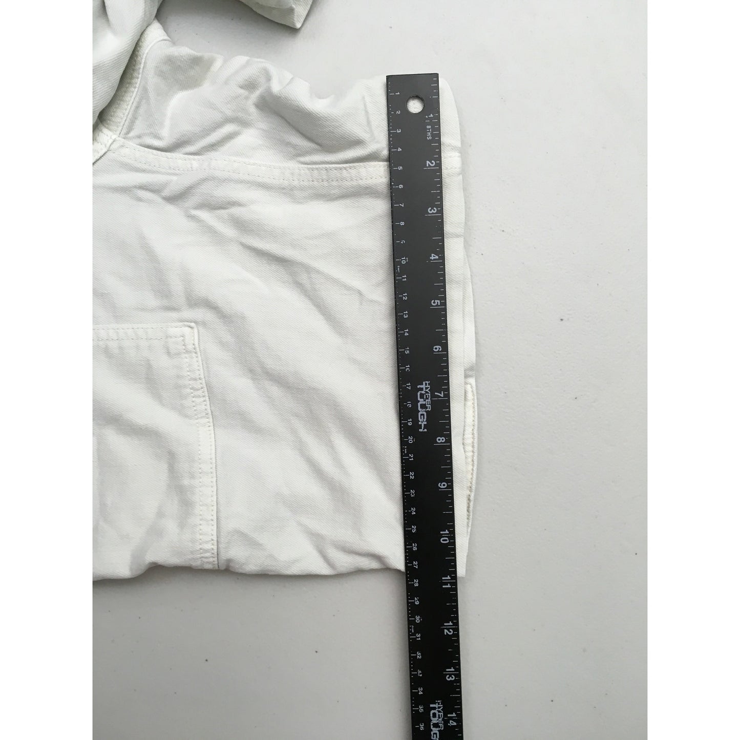 American Eagle White Carpenter Shorts Size 6 - Casual, Utility, Streetwear