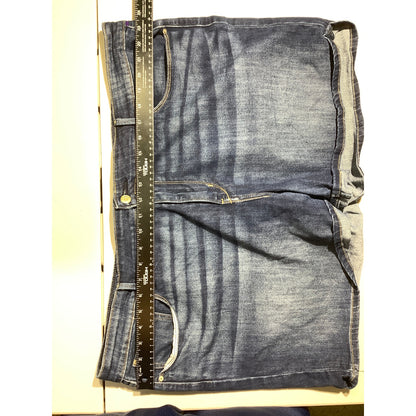 Levi’s Dark Denim Modern Shorts Blue Women’s 24W — Stretch, Classic, Casual