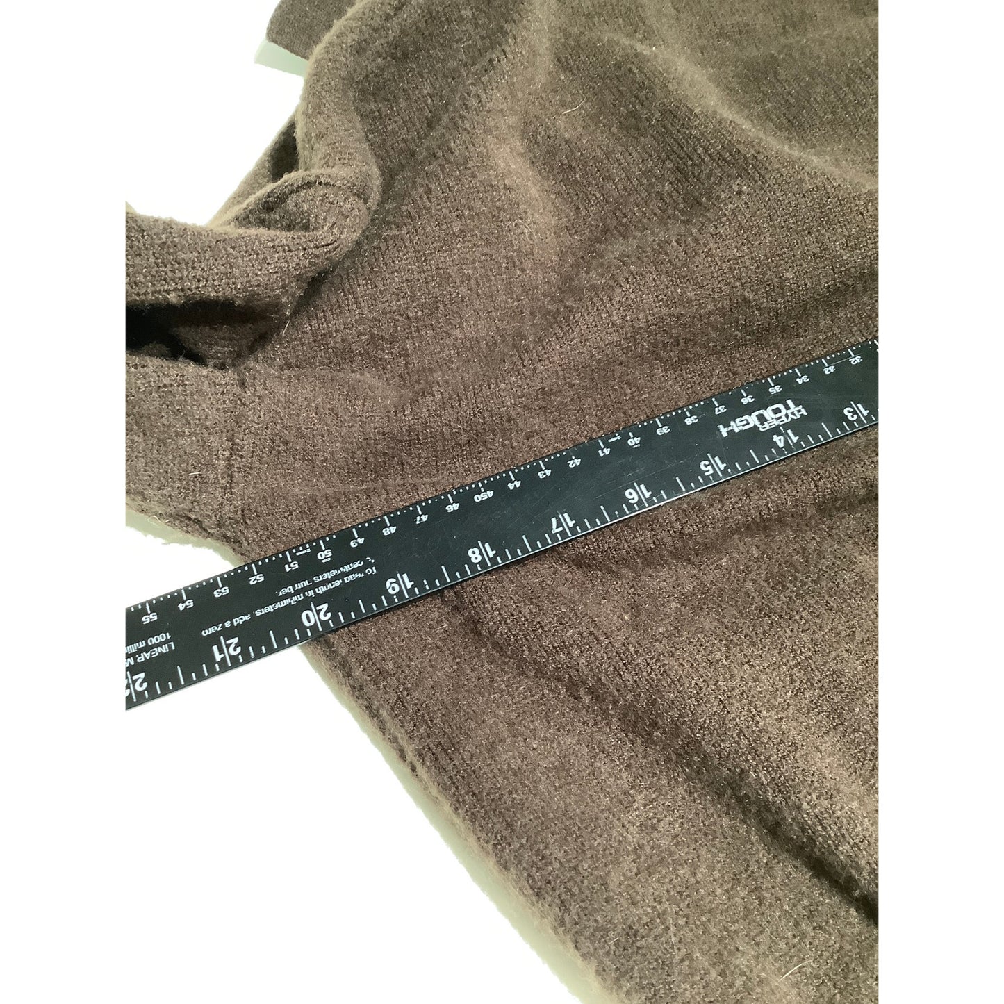 TRUTH by Republic Brown Cropped Sweater M - Minimalist, Chic, Cozy