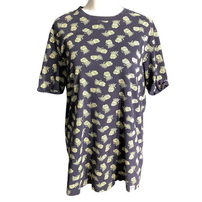 Free Planet Pineapple Graphic T-Shirt Men Medium — Tropical, Casual, Streetwear