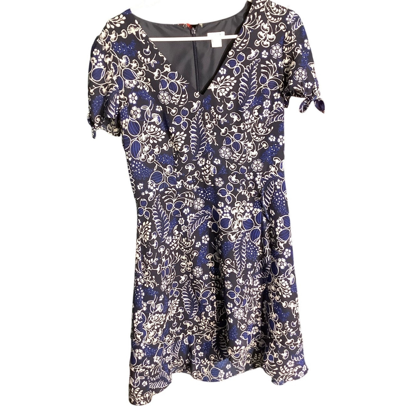 J.Crew Women's Floral V-Neck Dress Size 6 – Short Sleeve, Fit & Flare, Back Zip