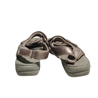 Clarks Kitly Ave Sandals Women's Size 10M Leather— Comfort, Strappy, Casual