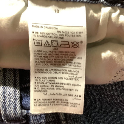 Old Navy High Rise Denim Shorts Women’s Size 18 – Casual, Rolled Hem, Stretch
