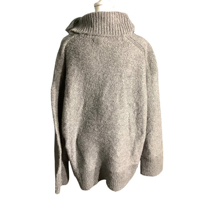 Banana Republic Turtleneck Sweater Women’s Size XL — Cozy, Minimalist, Oversized