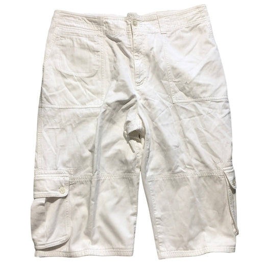 Lauren Ralph Lauren Men's White Cargo Shorts Size 16 - Classic, Utility, Resort