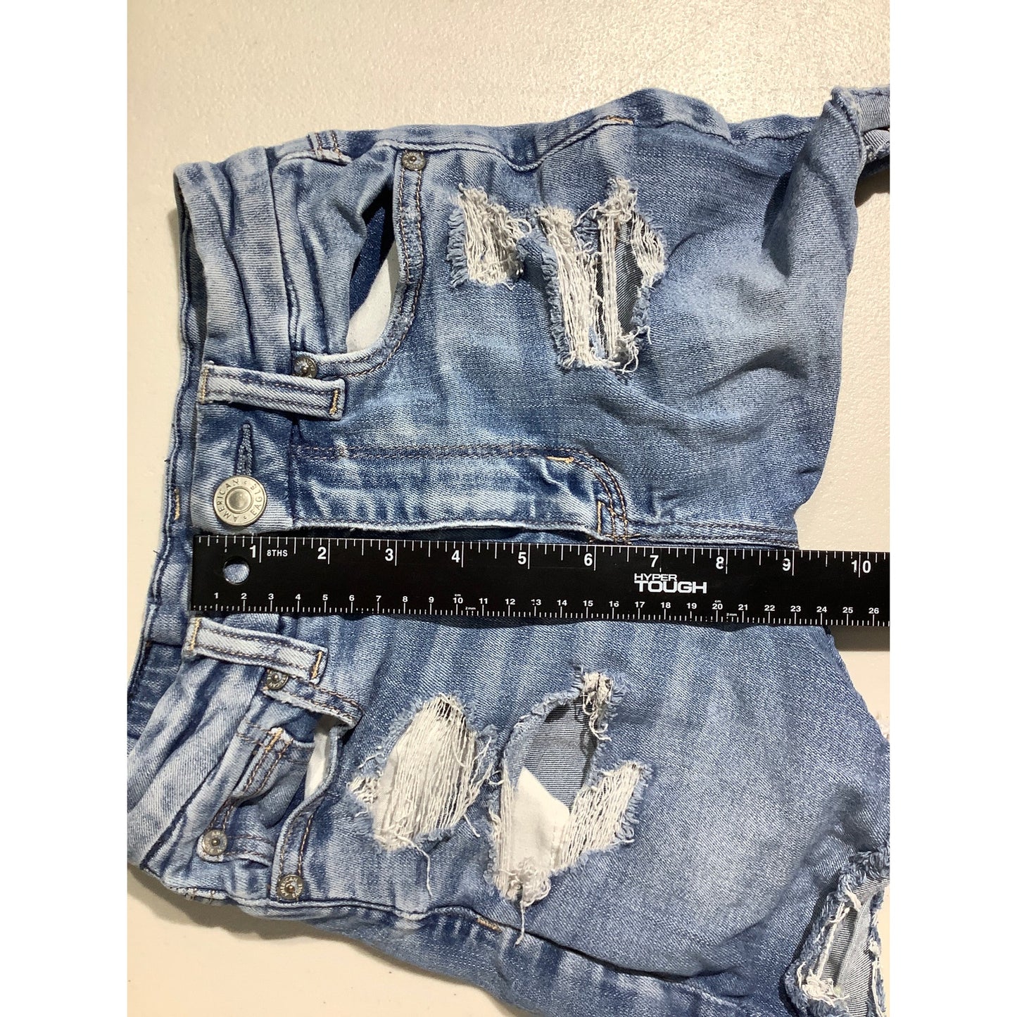 American Eagle Denim Shorts Women’s Size 00 — Distressed, Y2K, Summer