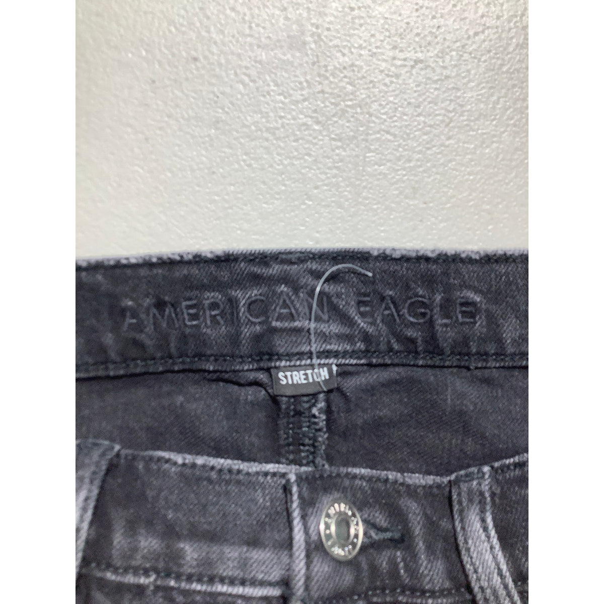 American Eagle Women's 6 Black Distressed Stretch Cutoff Denim Shorts