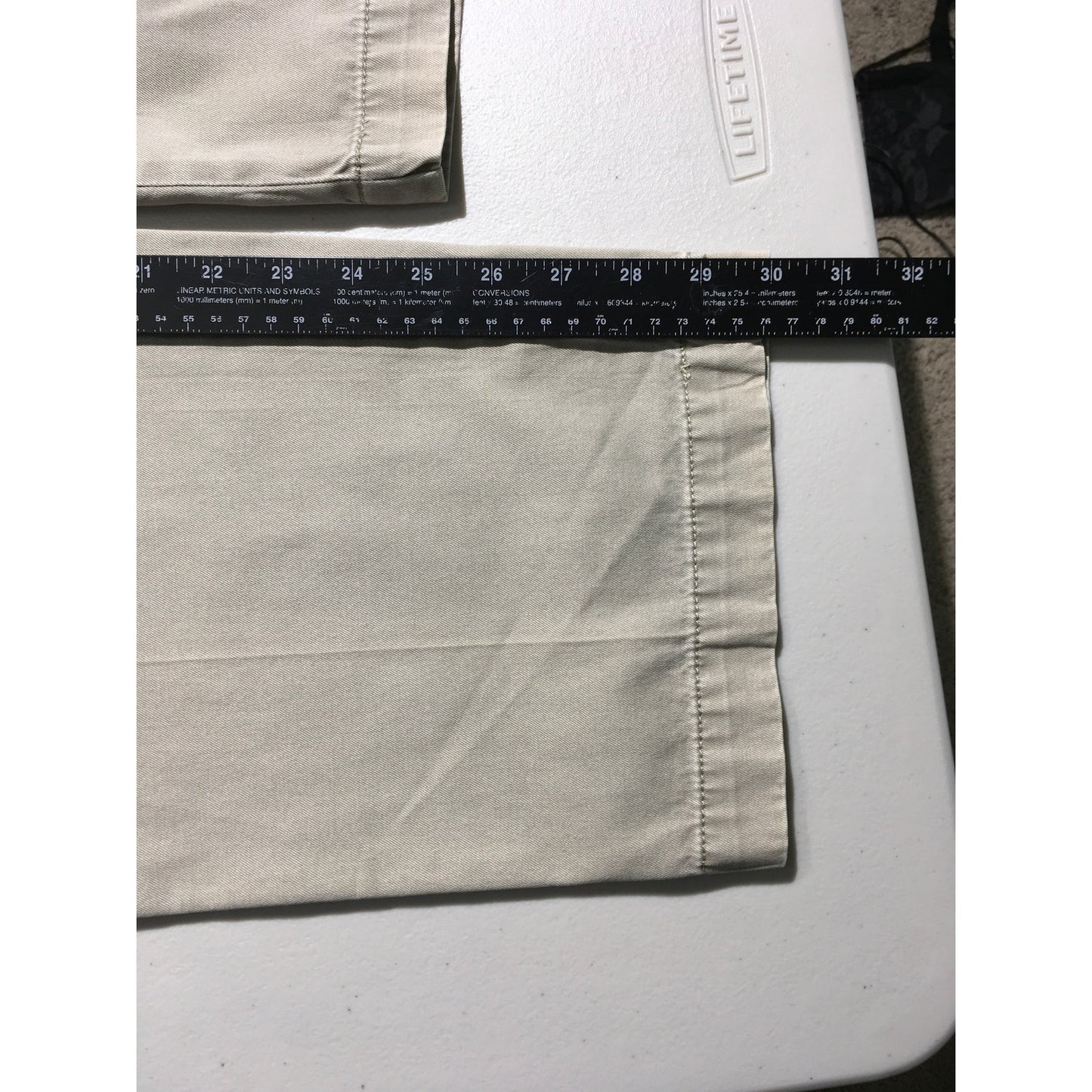 Tommy Bahama Khaki Pants 38x30 - Classic, Resortwear, Comfortable