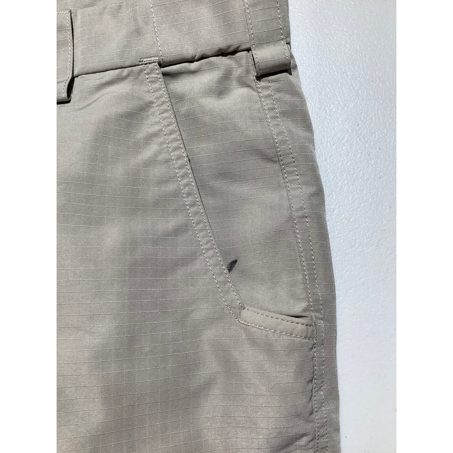 5.11 Tactical Khaki Cargo Pants Men’s 34x32 — Workwear, Utility, Outdoor