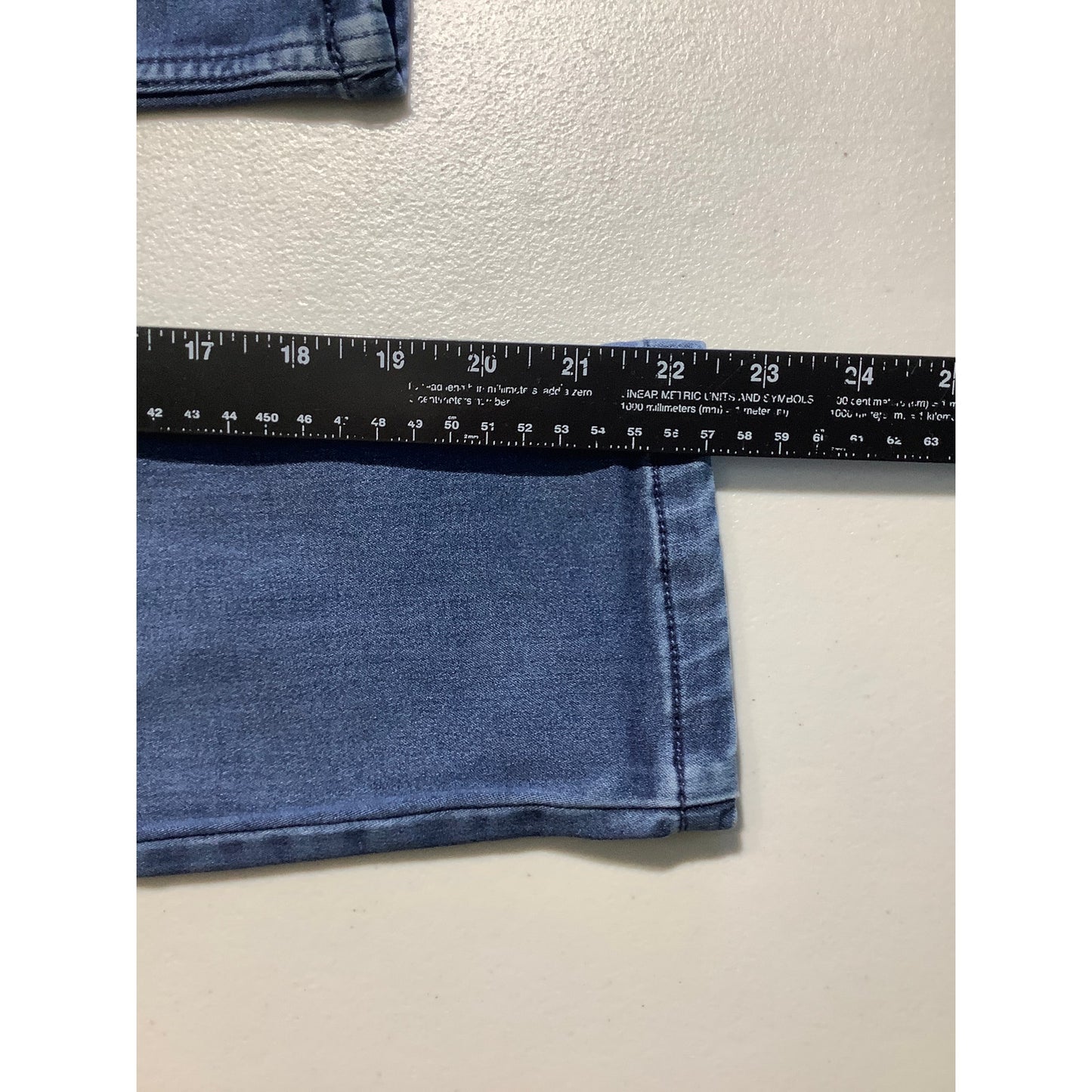 Eddie Bauer Adjustable Waist Jeans Size 8 Kids – Classic, Casual, Durable