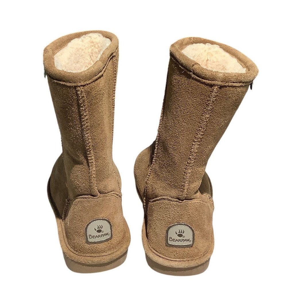Bearpaw Ella Short Winter Boots Suede Women’s 9 — Cozy, Classic, Cold-Weather