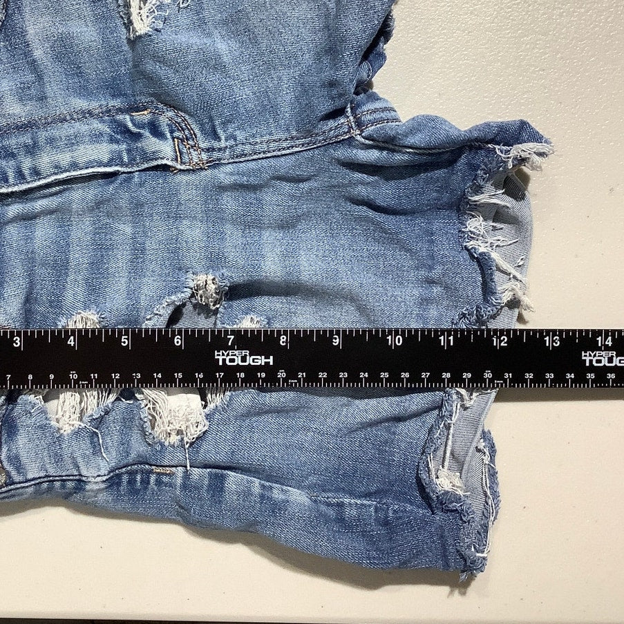 American Eagle Denim Shorts Women’s Size 00 — Distressed, Y2K, Summer