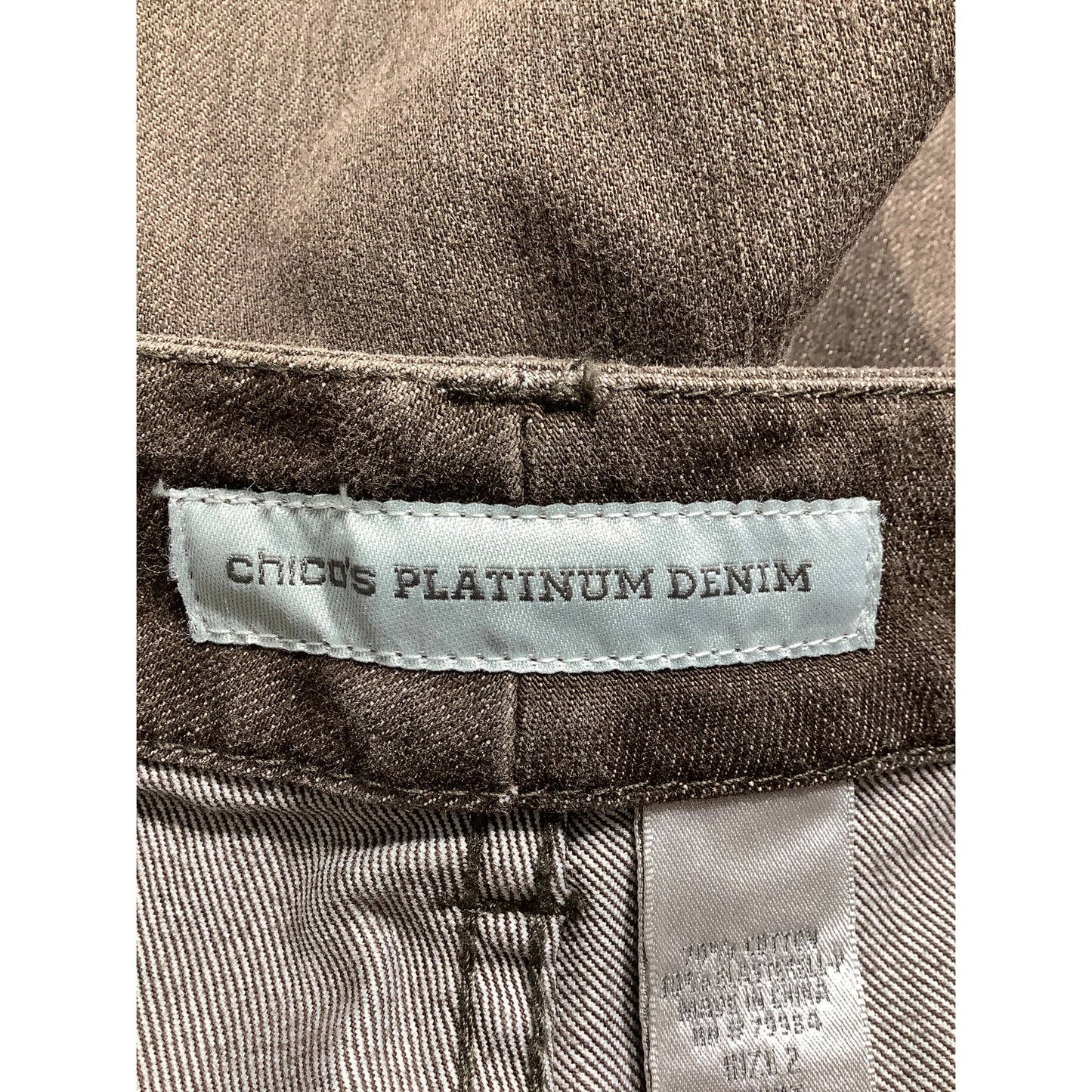 Chico’s Brown Platinum Denim Jeans Women 2 Short— Straight Leg, Stretch, Classic