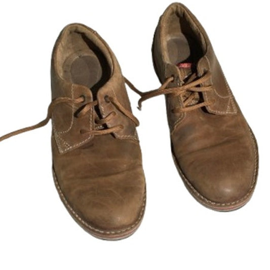 Clarks Edgewick Tan Leather Shoes Size 10.5 - Classic, Comfortable, Rugged