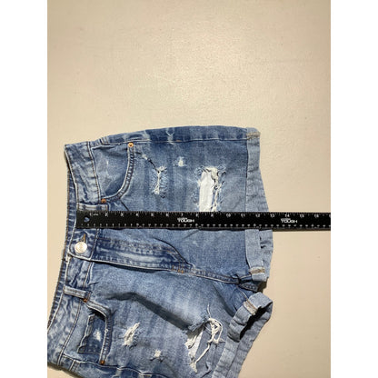 Refuge Denim Women's 5 Light Wash High Rise Distressed Frayed Cuff Shorts