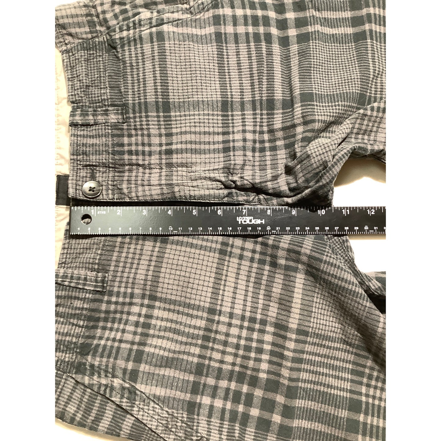 J. Ferrar Plaid Casual Flat Front Shorts Men’s Size 32W — Modern, Cotton, Casual