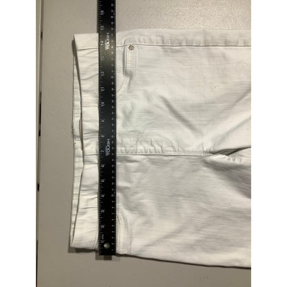 Liverpool White Bermuda Shorts Women’s Size 4 — Casual, Summer, Stretch