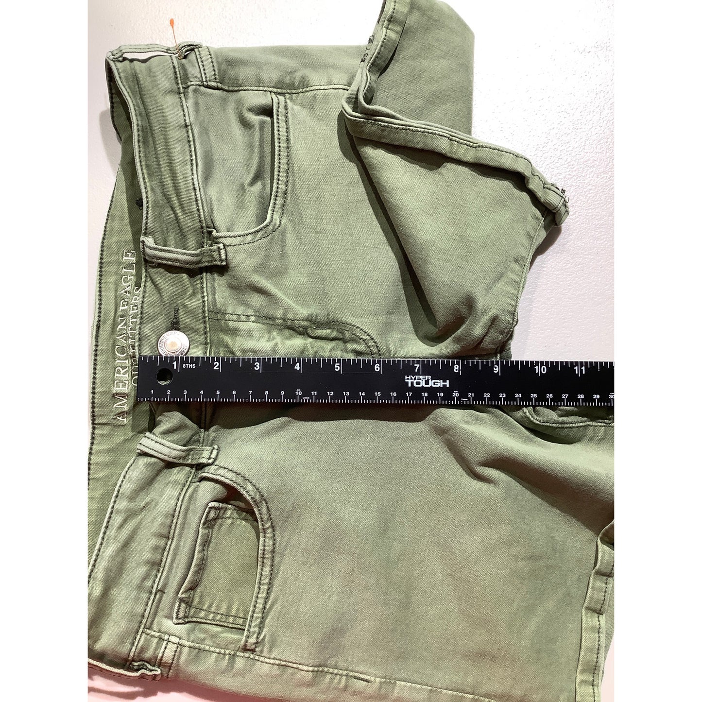 American Eagle Twill Shorts Women’s Size 10 – Soft, Relaxed, Everyday