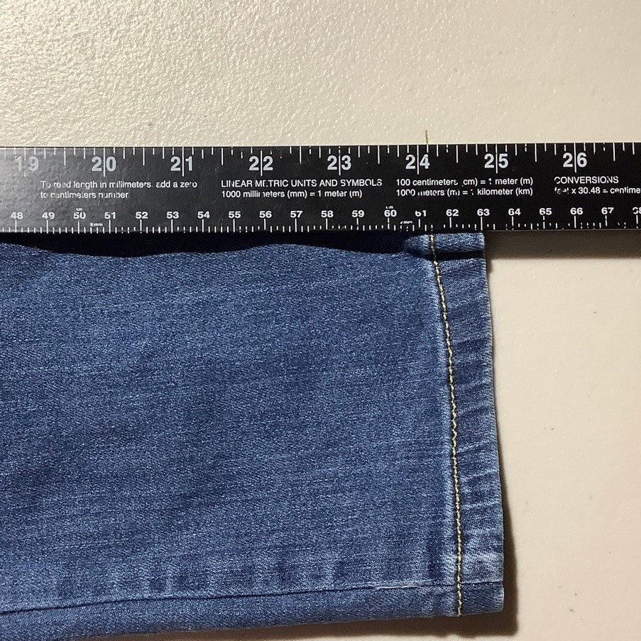 Levi's 514 Adjustable Jeans Boys Size 10 25W 26L — Straight, Classic, Everyday