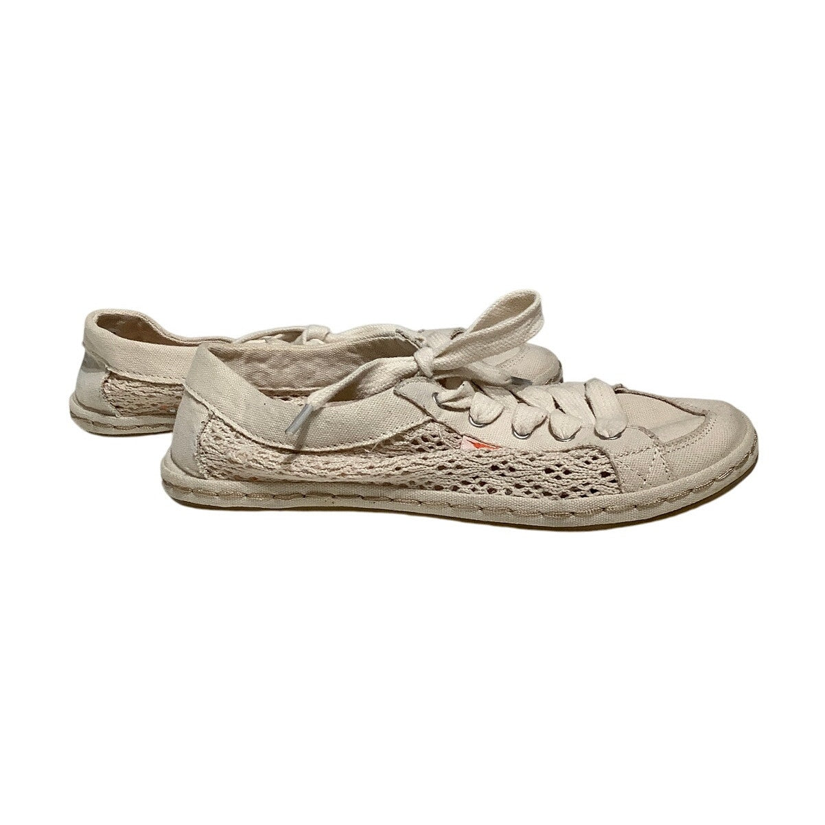Rocket Dog Cream Lace-Up Flats Size 6 - Boho, Casual, Lightweight
