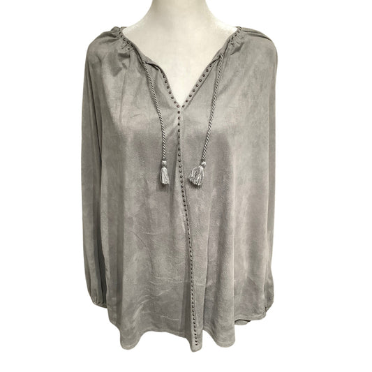 Valerie Stevens Gray Faux Suede Tassel Top, Size L – Boho, Cozy, Elegant