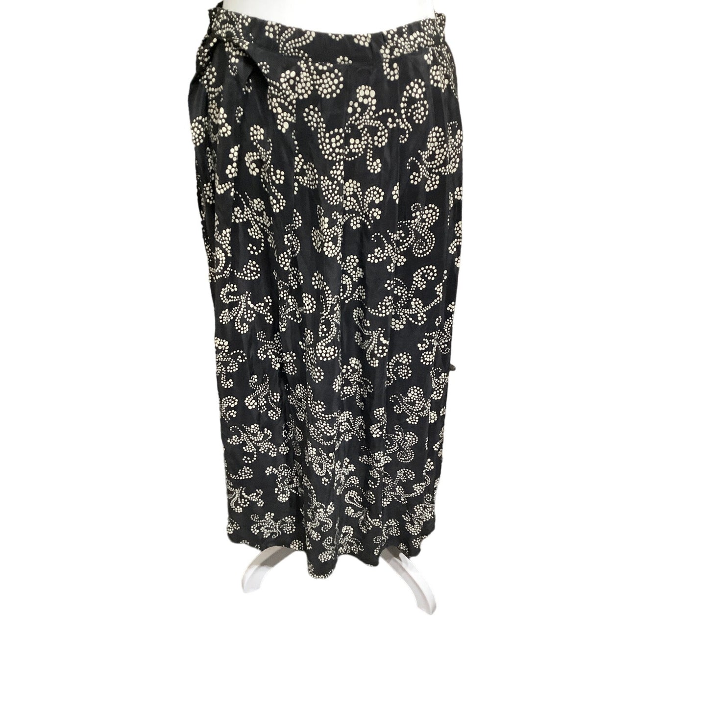 VTG Weathervane 8 100% Silk A-Line Long Skirt, Black & Cream Polka Dot Pattern