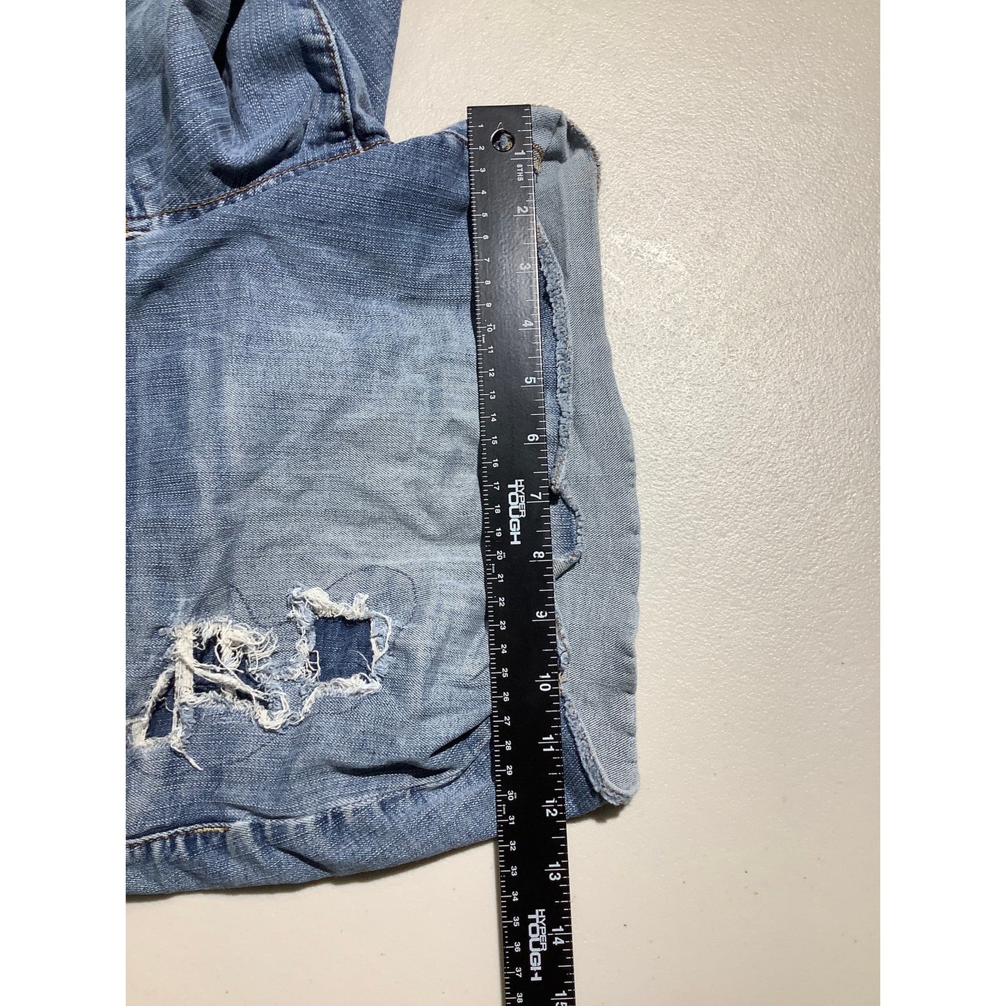 Torrid Distressed Denim Cutoff Shorts Women’s Size 20 — Casual, Trendy, Summer