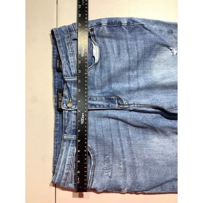 Judy Blue Women's 32 Light Wash Distressed Capri Jeans Stretch Denim