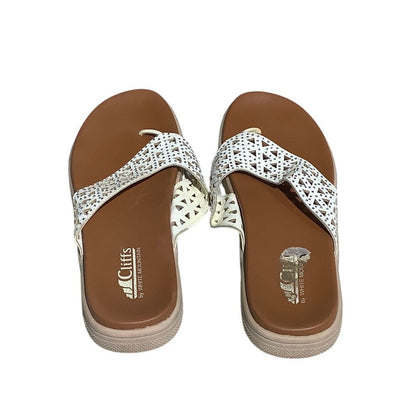 Cliffs Rhinestone Sandals Women’s Size Unknown – Casual, Beach, Comfort