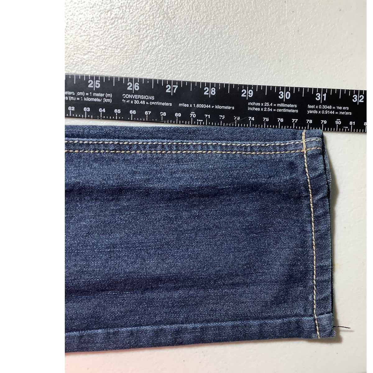 Rocawear Women's 11 Dark Blue Y2K Streetwear Denim Jeans