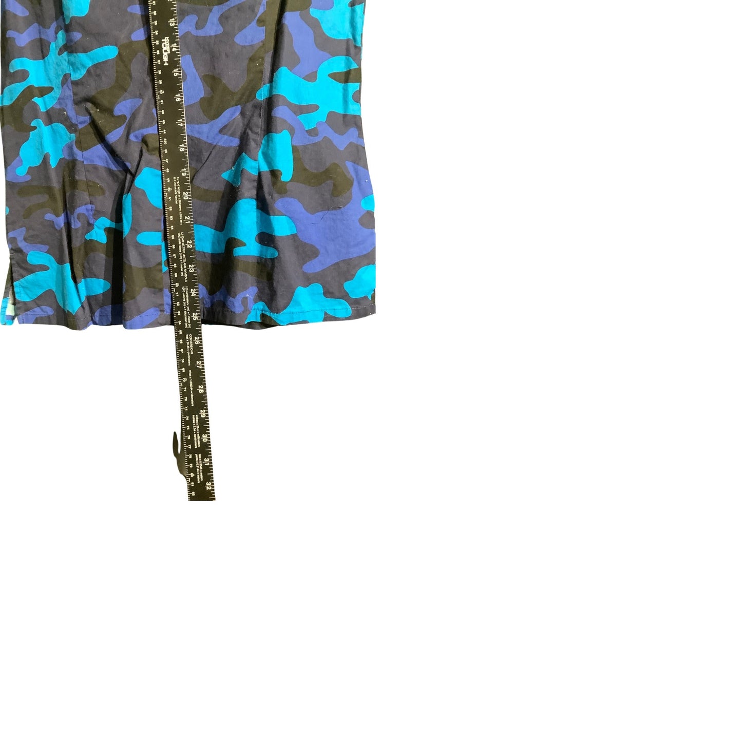 Koi Stretch Cloud Camo Scrub Top Women’s M— Medical, Camo, Workwear