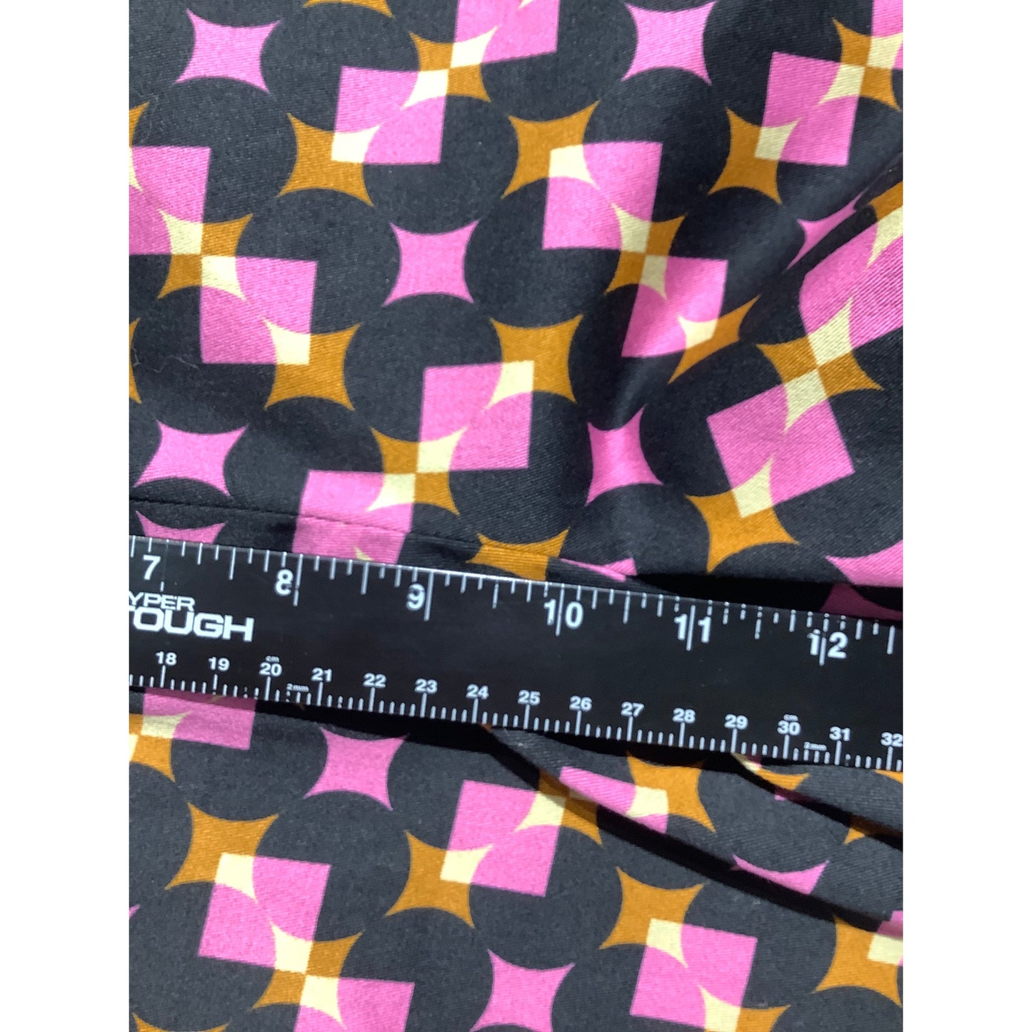 Zara Geometric Print High Rise Shorts Women’s Size M — Retro, Trendy, Statement