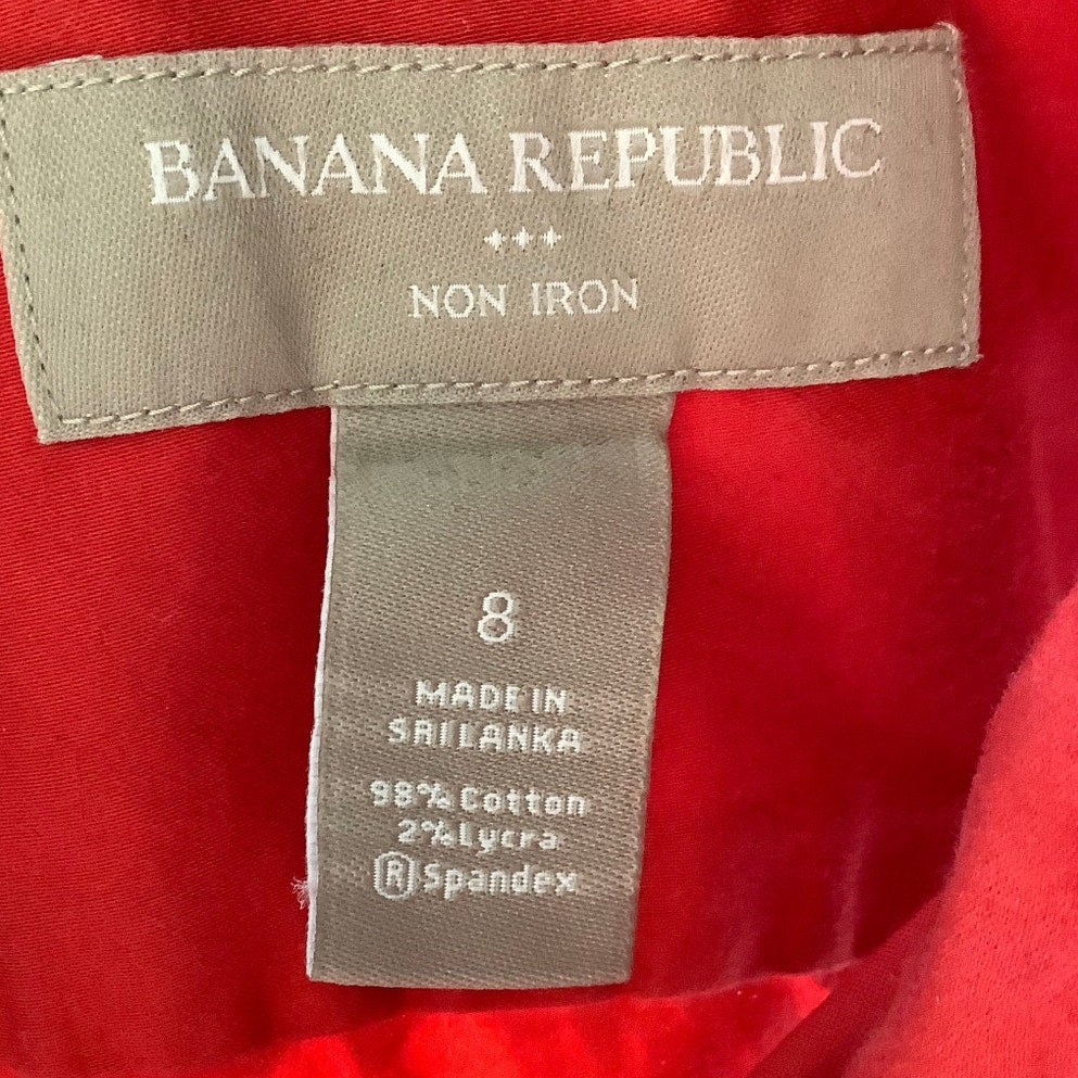 Banana Republic Button Front Blouse Women’s Size 8 — Classic, Career, Casual