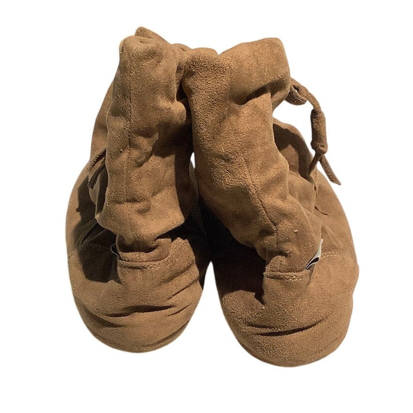 Bearpaw Journey Suede Ankle Boots Brown Women’s 8 — Cozy, Casual, Winter