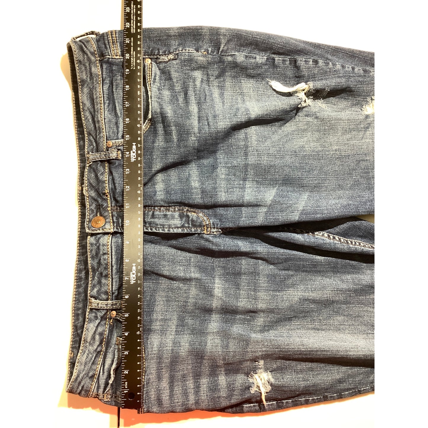 Silver Jeans Co. Straight Jeans Women’s Size 22 L27 – Edgy, Relaxed, Stylish