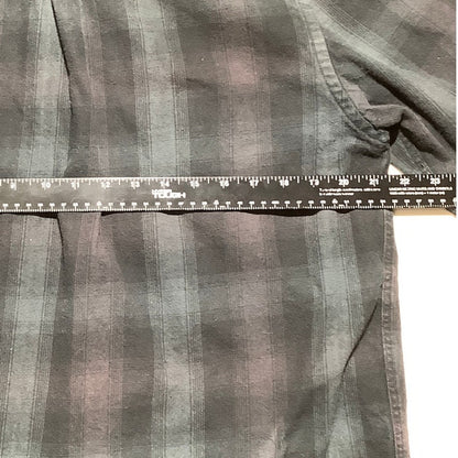 Hurley Long Sleeve Flannel Shirt Men’s Size Large — Plaid, Button Down, Casual