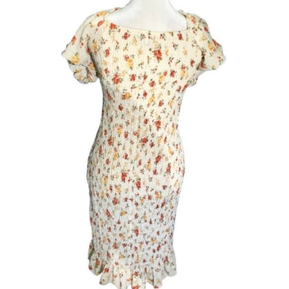 Trixxi Cream Floral Smocked Dress Size L - Cottagecore, Feminine, Romantic
