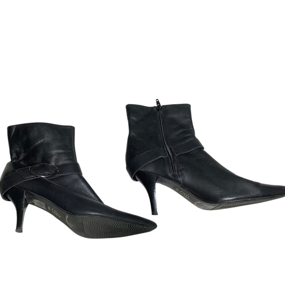 Bruno Valenti Black Leather Ankle Boots Women’s 8.5M — Chic, Dressy, Classic