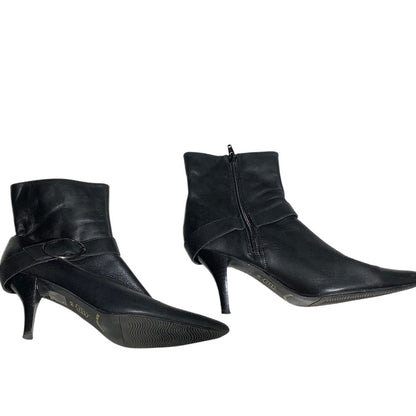 Bruno Valenti Black Leather Ankle Boots Women’s 8.5M — Chic, Dressy, Classic