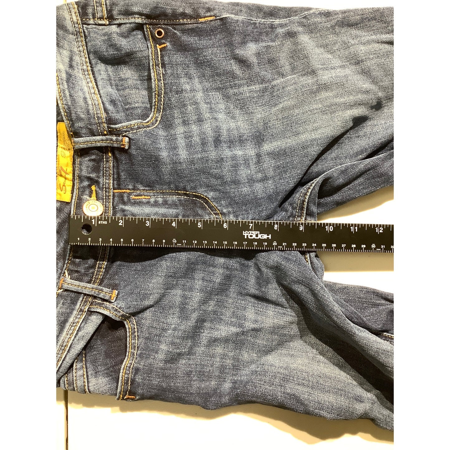 Seven7 Dark Wash Denim Jeans Women’s Size 4 – Classic, Embroidered, Straight Leg