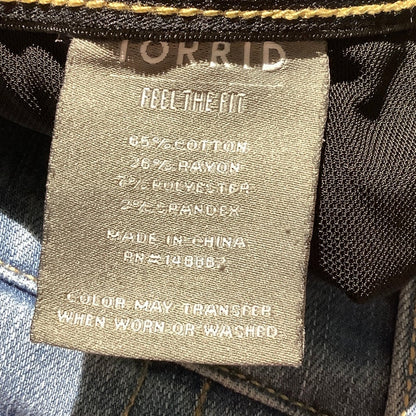 Torrid Light Wash Denim Shorts Size 20 – Baddie, Casual, Streetwear