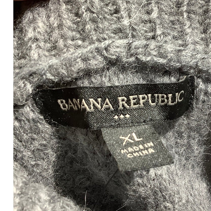 Banana Republic Turtleneck Sweater Women’s Size XL — Cozy, Minimalist, Oversized