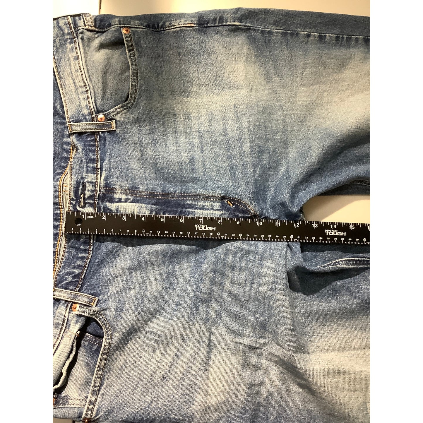 Levi’s 541 Athletic Fit Jeans Men’s Size 42W x 32L – Relaxed, Stretch, Tapered